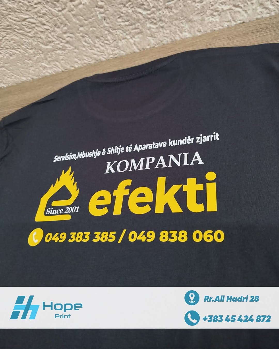 Maica me shtyp për Kompania Efekti
